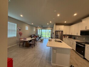 5989 Timberdale Ave in Wesley Chapel, FL - Building Photo - Building Photo