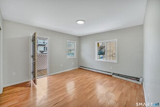 124 Central Ave in Waterbury, CT - Building Photo - Building Photo