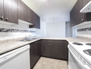 Ermineskin House in Edmonton, AB - Building Photo - Building Photo