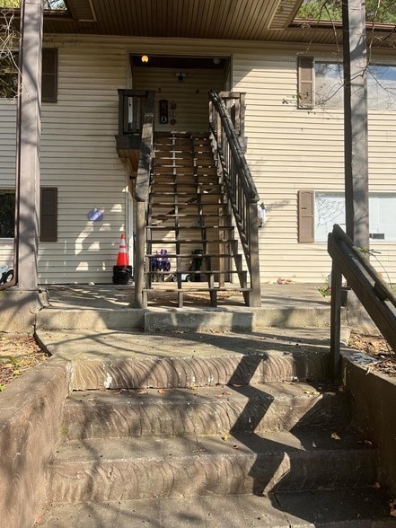 411 Cattleman Dr NE, Unit 2202