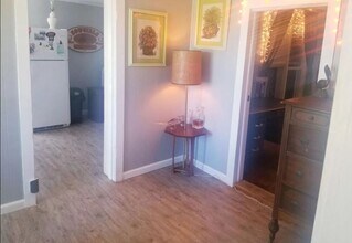 1204 S Fern St in Stillwater, OK - Foto de edificio - Building Photo