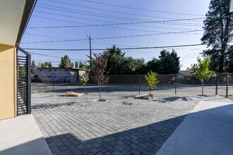10009 Des Moines Memorial Dr S-Unit -6 in Tukwila, WA - Building Photo - Building Photo
