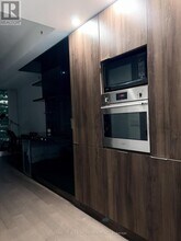 70 Temperance St in Toronto, ON - Building Photo - Building Photo