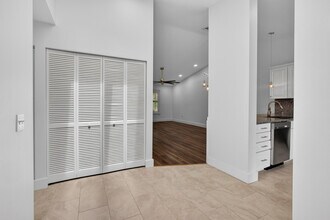 13085 Belhaven Ct in Wellington, FL - Building Photo - Building Photo