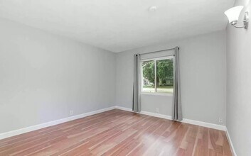 282 W Laila Dr in Melbourne, FL - Building Photo - Building Photo