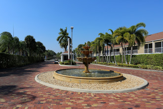 Luxe at Boca II in Boca Raton, FL - Foto de edificio - Building Photo