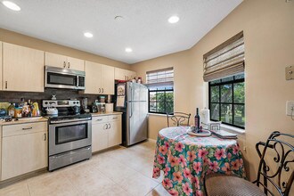 6666 Montego Bay Blvd-Unit -J in Boca Raton, FL - Building Photo - Building Photo