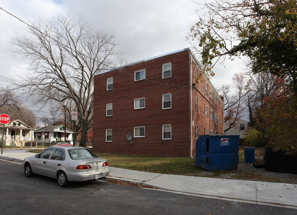 5601 Nannie Helen Burroughs Ave NE in Washington, DC - Building Photo