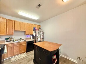 351 Gilman Ln in Raleigh, NC - Building Photo - Building Photo