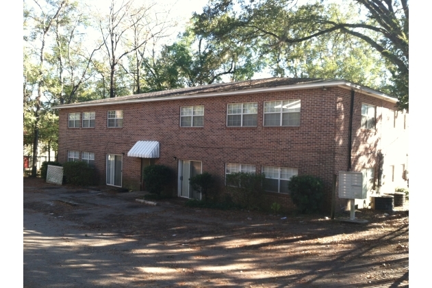 Meridian Oaks Apartments in Tallahassee, FL - Building Photo - Building Photo