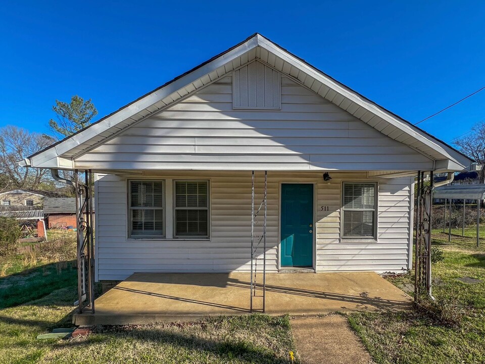 511 Crossland Ave in Clarksville, TN - Building Photo