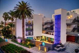 Elements 616 in Redondo Beach, CA - Building Photo