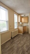 12 Stearns St in Waltham, MA - Building Photo - Building Photo