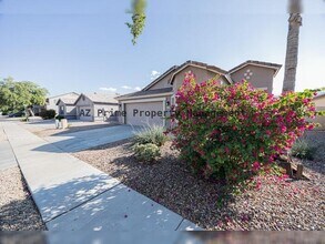 1633 E Beautiful Ln in Phoenix, AZ - Building Photo - Building Photo