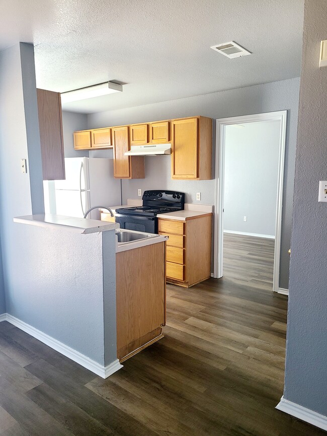 1707 Spring Rose Cir, Unit D in Killeen, TX - Building Photo - Building Photo