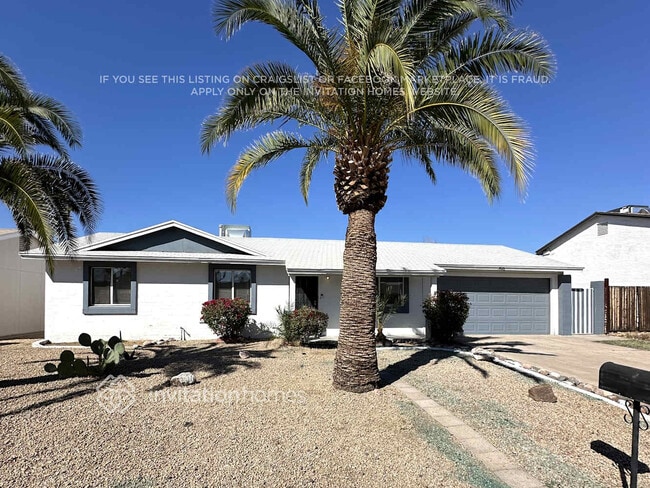 property at 3826 W Bloomfield Rd