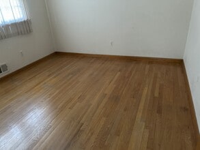 1365 Sioux Rd in North Brunswick, NJ - Building Photo - Building Photo