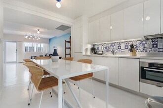 250 Collins Ave in Miami Beach, FL - Building Photo - Building Photo