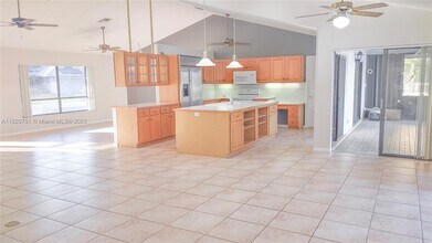 9685 El Clair Ranch Rd in Boynton Beach, FL - Building Photo - Building Photo
