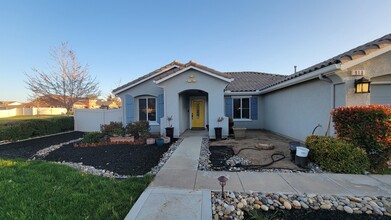 916 Aleah Lane in Tehachapi, CA - Building Photo - Building Photo