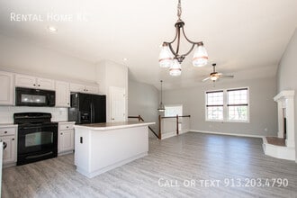 23815 W 126th Terrace in Olathe, KS - Building Photo - Building Photo