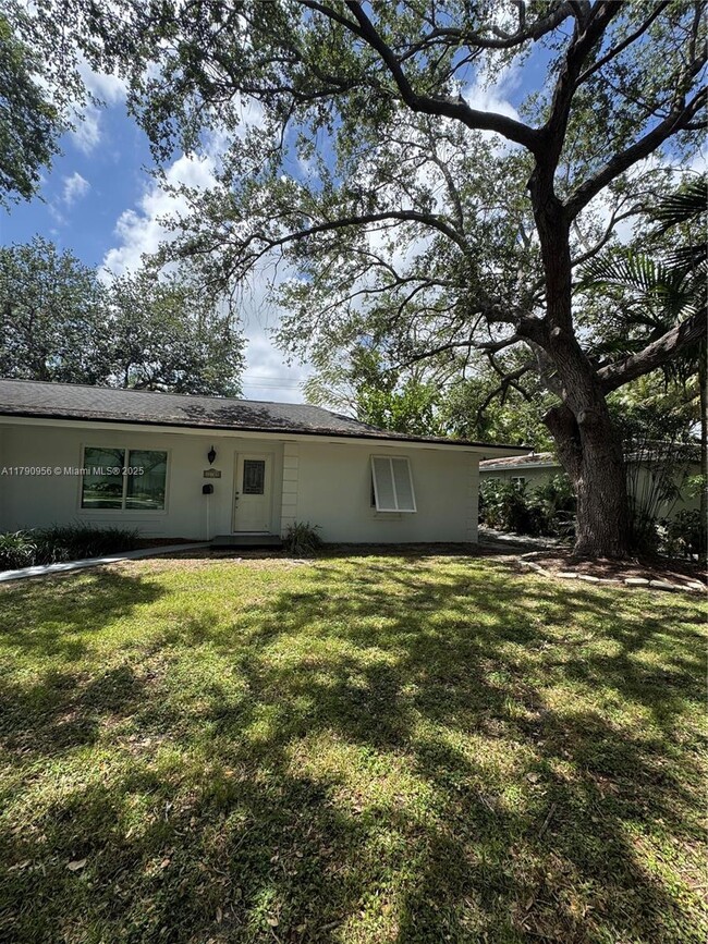 property at 11780 SW 81st Rd