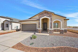 12616 Zollinger Ave in El Paso, TX - Building Photo - Building Photo