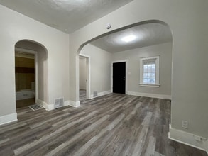 417 S Fairmount St in Sioux City, IA - Building Photo - Building Photo