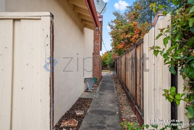 20365 Silverado Ave in Cupertino, CA - Building Photo - Building Photo