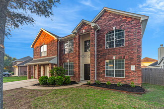 7703 Summer Night Ln in Rosenberg, TX - Foto de edificio - Building Photo