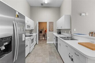 27095 Matheson Ave in Bonita Springs, FL - Building Photo - Building Photo