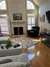 312 Declaire Way NE in Marietta, GA - Building Photo - Building Photo