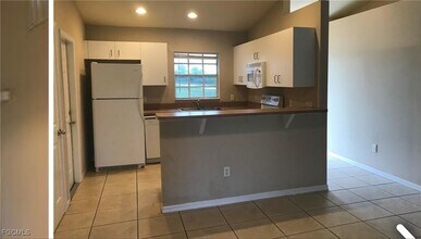 936 Eisenhower Blvd in Lehigh Acres, FL - Building Photo - Building Photo