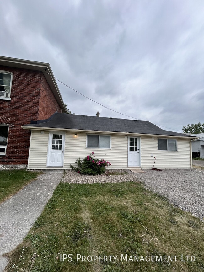 property at 644 Moira St W