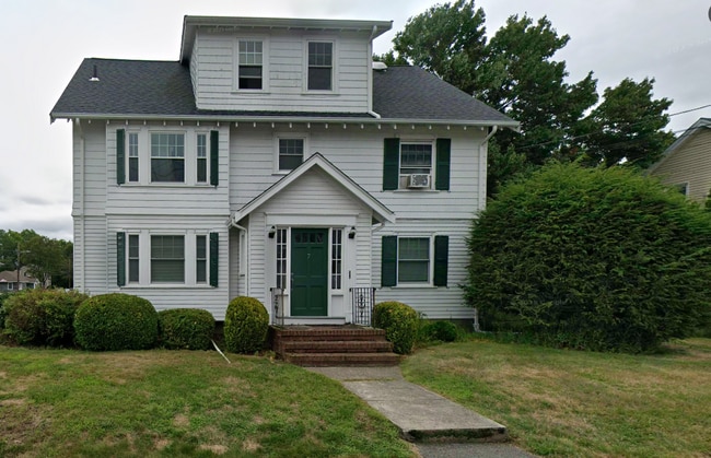 7 East St, Unit 1 in North Attleboro, MA - Building Photo - Building Photo
