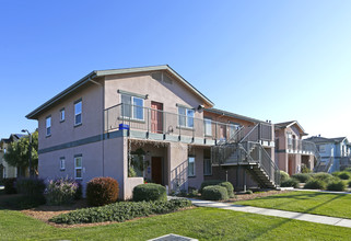 Monterey Street Apartments in Soledad, CA - Foto de edificio - Building Photo