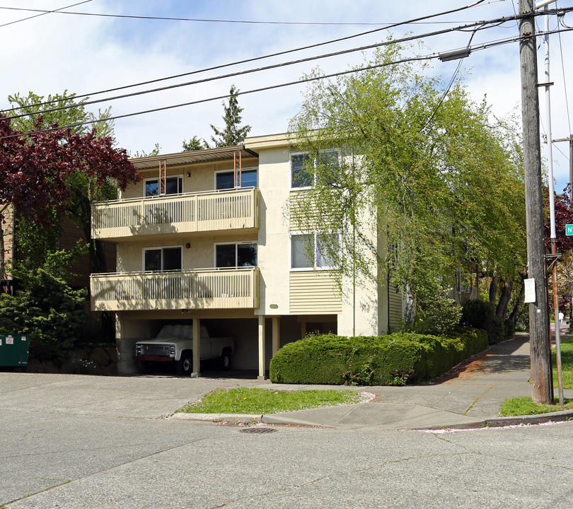 1400 NW 59th St in Seattle, WA - Foto de edificio