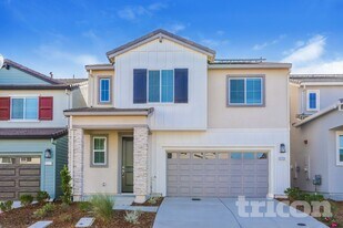 2123 Comstock Ln in Lincoln, CA - Building Photo