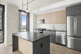 258 W Polk St in Chicago, IL - Building Photo - Building Photo