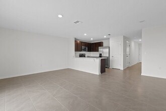 8235 SW 67th Ave in Ocala, FL - Building Photo - Building Photo