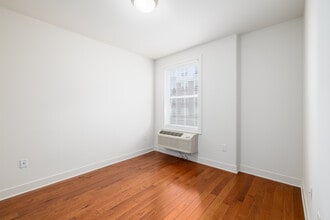 Meridia Lifestyles in Linden, NJ - Foto de edificio - Interior Photo