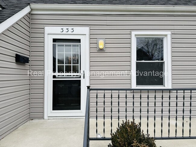 333 Spencer St in Ferndale, MI - Building Photo - Building Photo