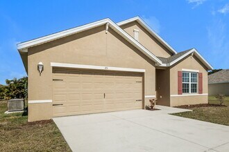25 SW 19th Terrace in Cape Coral, FL - Building Photo - Building Photo
