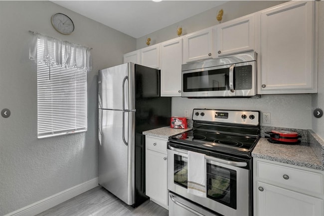 4561 Yellowgold Rd E in Kissimmee, FL - Building Photo - Building Photo