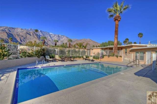 2724 N Junipero Ave in Palm Springs, CA - Building Photo