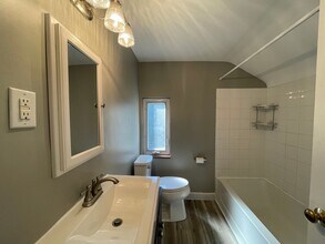 3271 Waltham Ave in Pittsburgh, PA - Building Photo - Building Photo