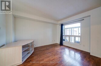 29 Moorehouse Dr in Toronto, ON - Building Photo - Building Photo