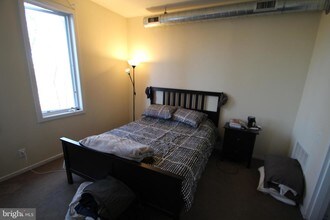 182 Gay St-Unit -302 in Philadelphia, PA - Building Photo - Building Photo