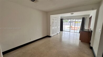 934 N 32nd Ave in Hollywood, FL - Building Photo - Building Photo