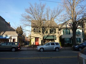 8433 Germantown Ave in Philadelphia, PA - Building Photo